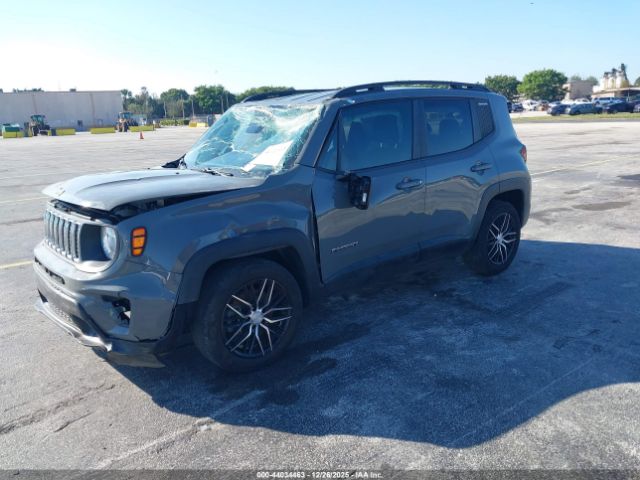 Jeep Renegade Latitude Fwd Image 9