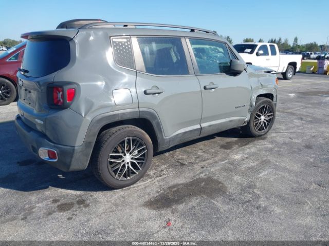 Jeep Renegade Latitude Fwd Image 3