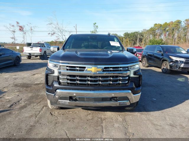 Chevrolet Silverado 1500 4wd  Short Bed Ltz Image 7