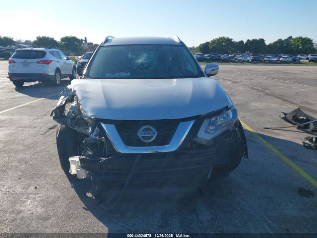 Nissan Rogue Sv Image 17