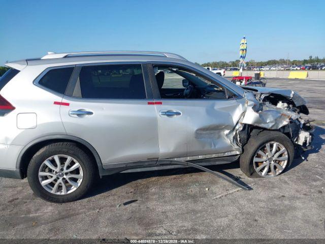 Nissan Rogue Sv Image 15