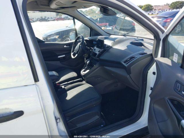 Ford Transit Xlt Image 5