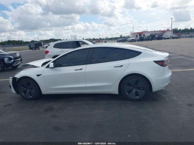 Tesla Model 3 Rear-wheel Drive Image 6