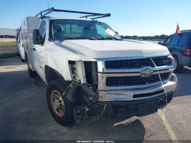  Salvage Chevrolet Silverado 2500