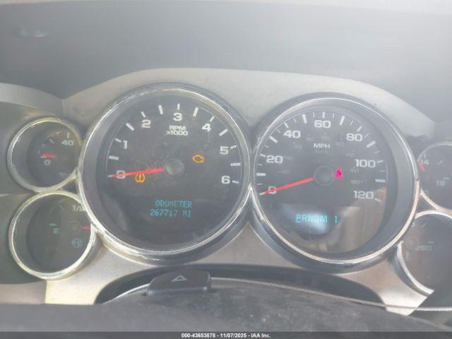 Chevrolet Silverado 2500 Work Truck Image 6