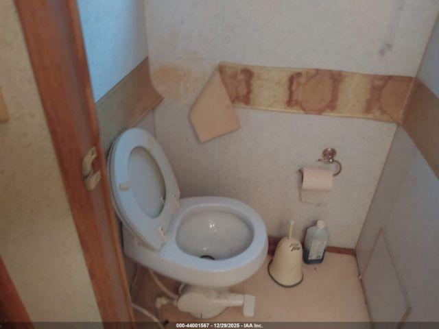 Freightliner Chassis X Line Motor Home Image 9