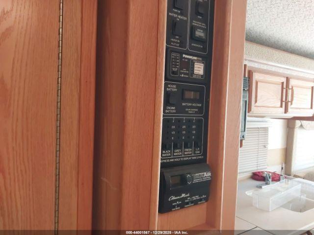 Freightliner Chassis X Line Motor Home Image 11