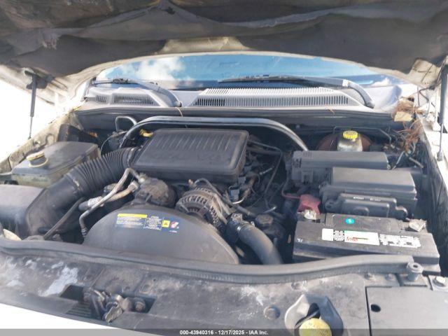 Jeep Commander Image 9