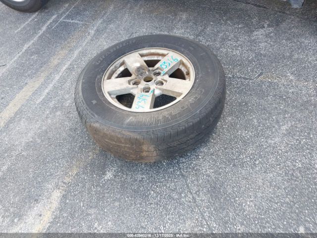 Jeep Commander Image 12