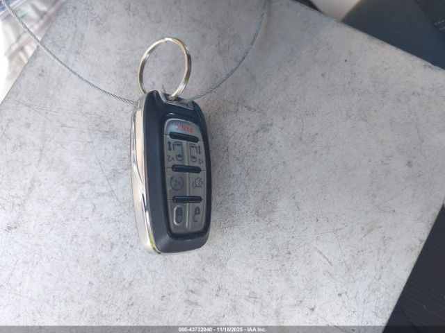 Chrysler Pacifica Touring Plus Image 16