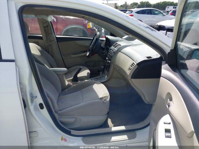 Toyota Corolla Le Image 7