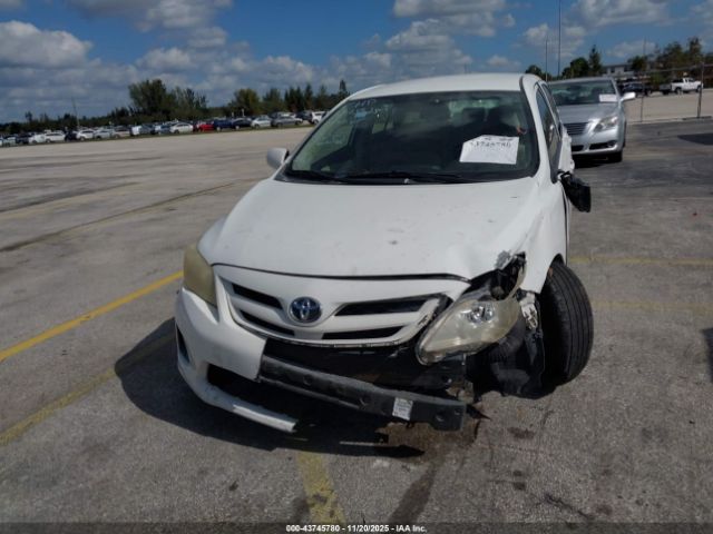 Toyota Corolla Le Image 4