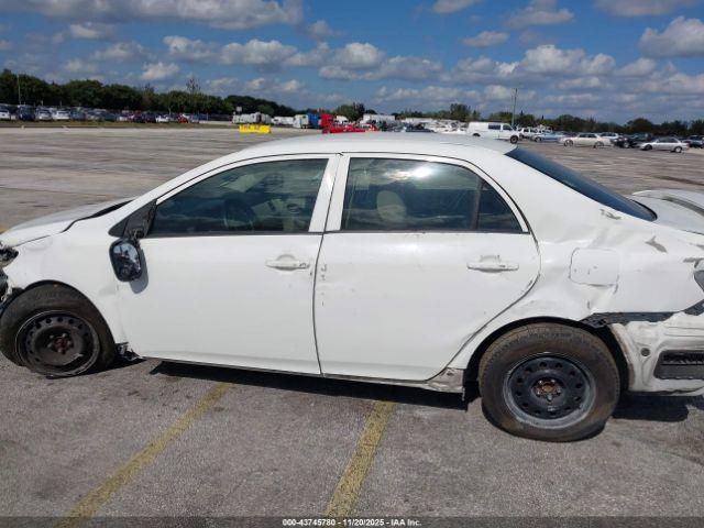 Toyota Corolla Le Image 14