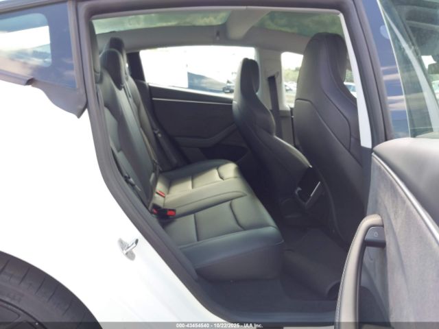 Tesla Model 3 Performance All-wheel Drive Image 7