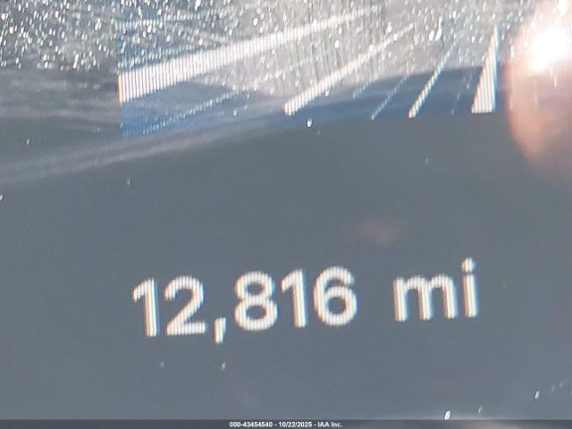 Tesla Model 3 Performance All-wheel Drive Image 16