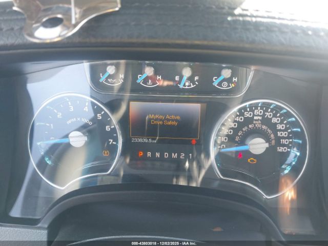 Ford F-150 Lariat Image 3