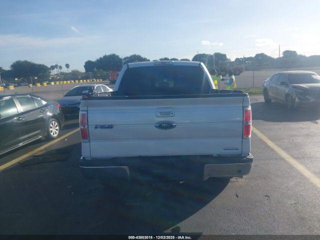 Ford F-150 Lariat Image 14