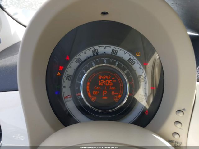 FIAT 500c Lounge Image 8