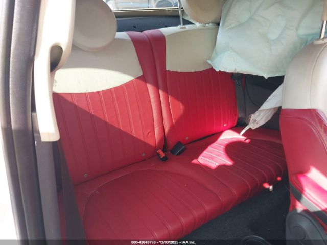 FIAT 500c Lounge Image 3