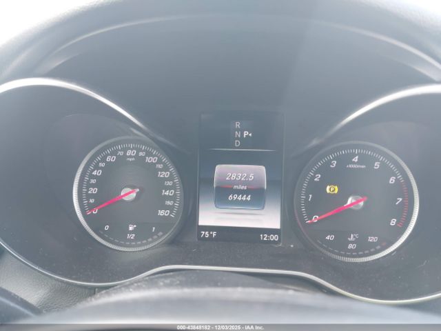 Mercedes-Benz C-Class Image 8