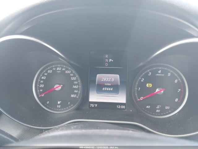 Mercedes-Benz C-Class Image 8