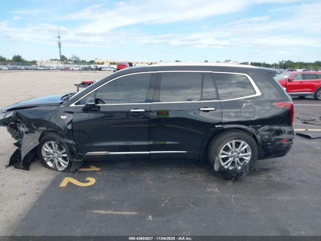 Cadillac XT6 Fwd Luxury Image 14