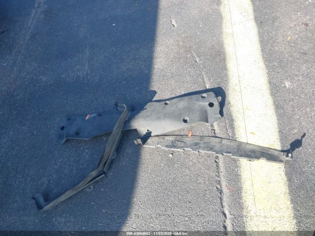 Buick Envision Essence Image 11