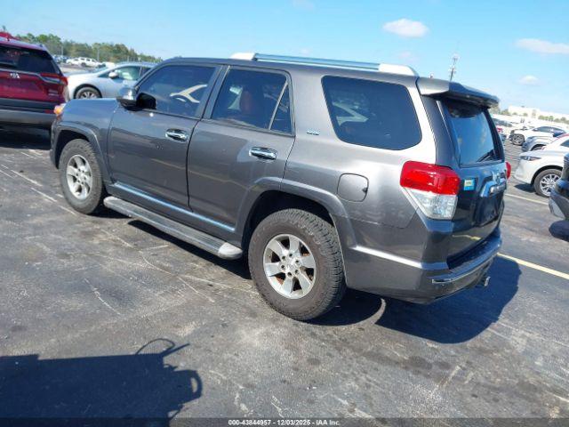 Toyota 4Runner Sr5 V6 Image 11