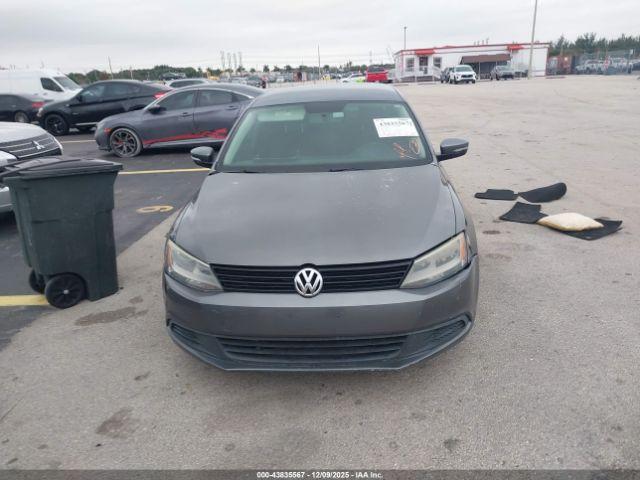 Volkswagen Jetta 2.5l Se Image 14