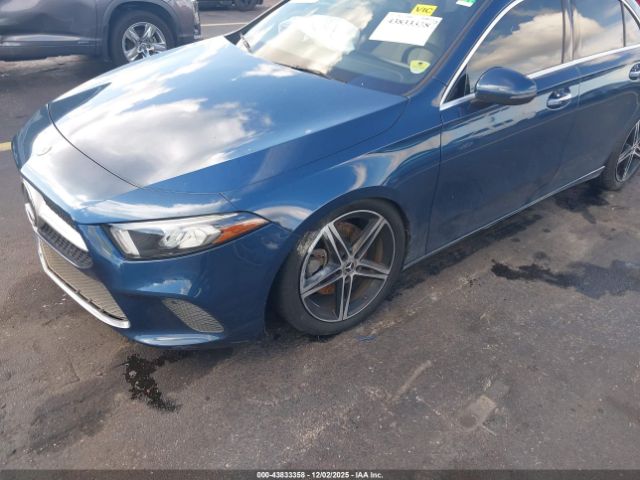 Mercedes-Benz A-Class Image 11