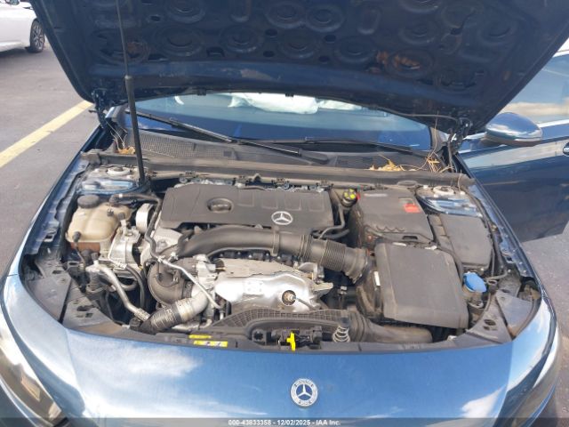 Mercedes-Benz A-Class Image 13