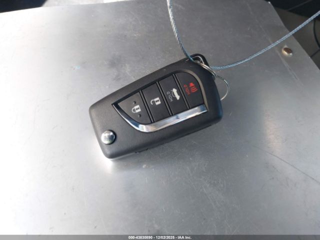 Toyota Corolla Le Image 7