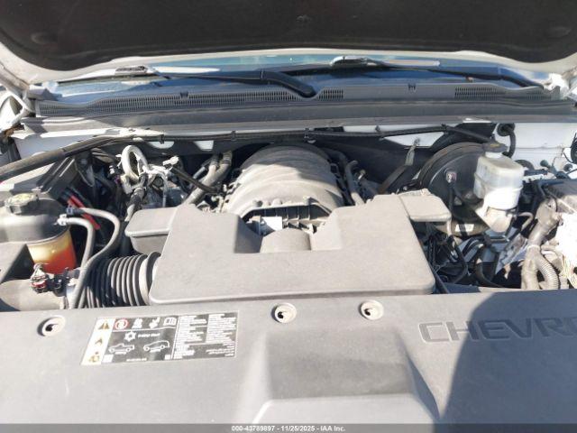 Chevrolet Suburban Lt Image 15