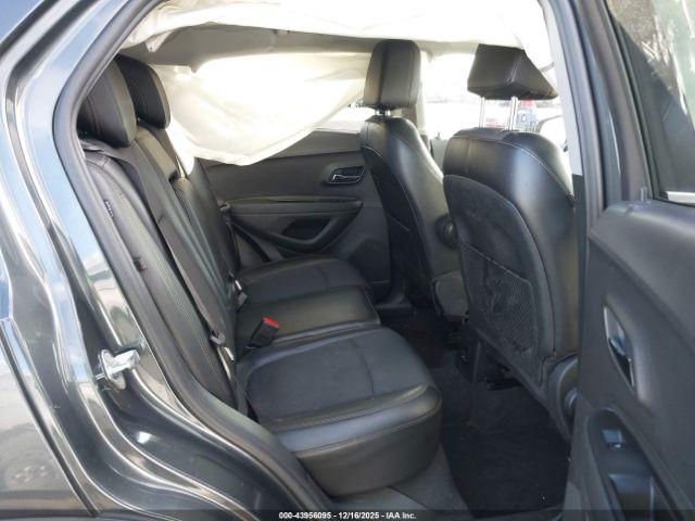 Chevrolet Trax Lt Image 7