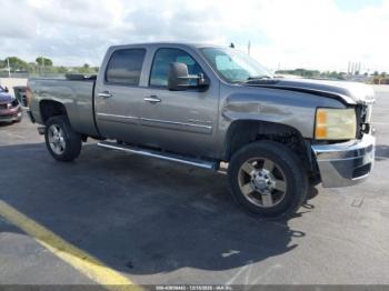  Salvage Chevrolet Silverado 2500