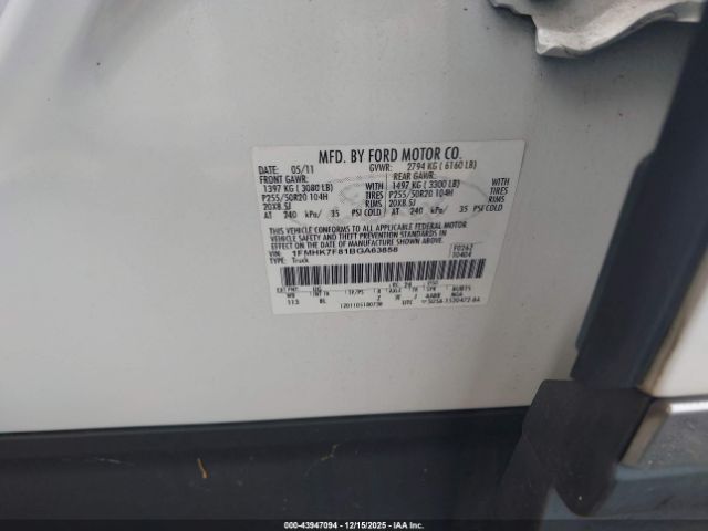 Ford Explorer Limited Image 16