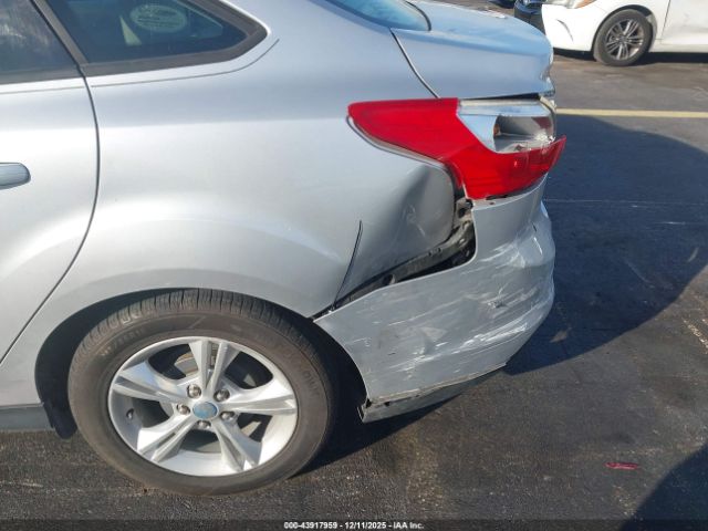 Ford Focus Se Image 15