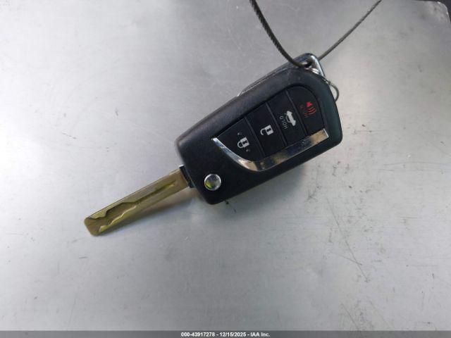 Toyota Corolla Le Image 14