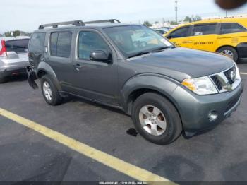  Salvage Nissan Pathfinder