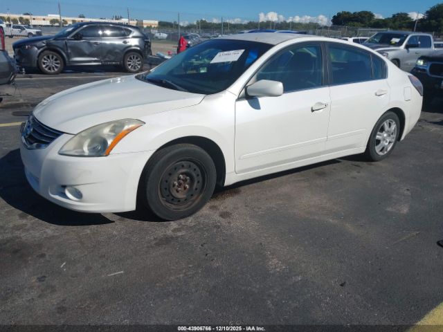 Nissan Altima 2.5 S Image 4