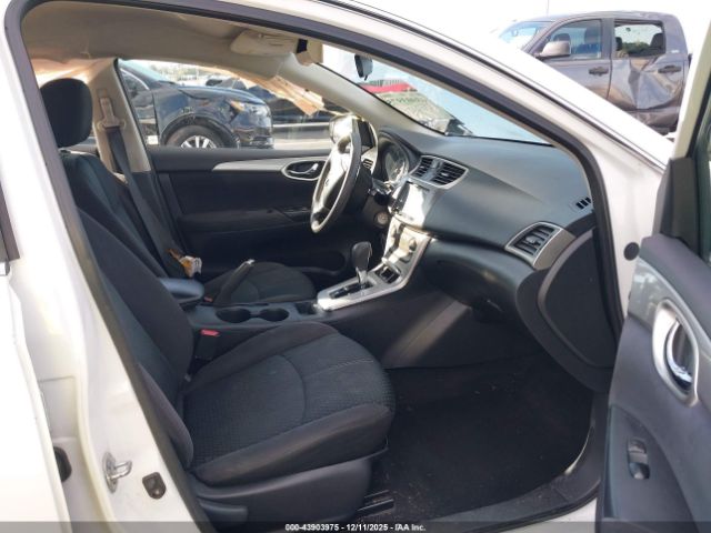 Nissan Sentra Sr Image 2