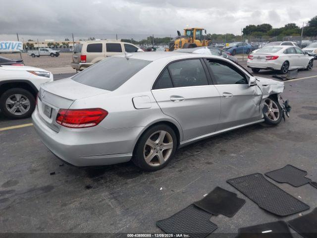 Mercedes-Benz E-Class Image 4