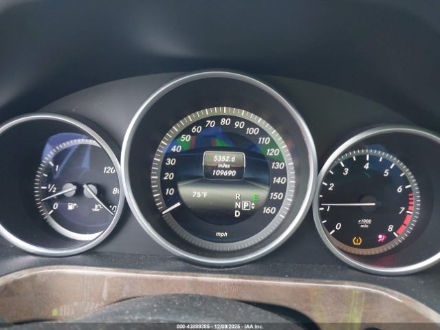 Mercedes-Benz E-Class Image 8