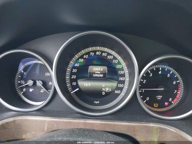 Mercedes-Benz E-Class Image 8