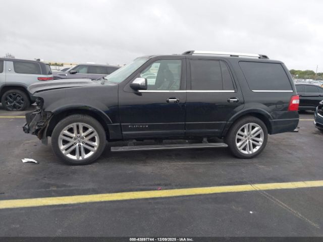Ford Expedition Platinum Image 14