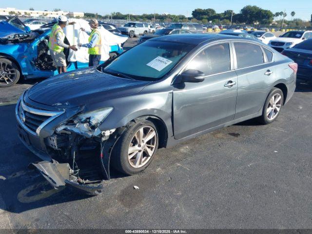 Nissan Altima 2.5 Sv Image 8