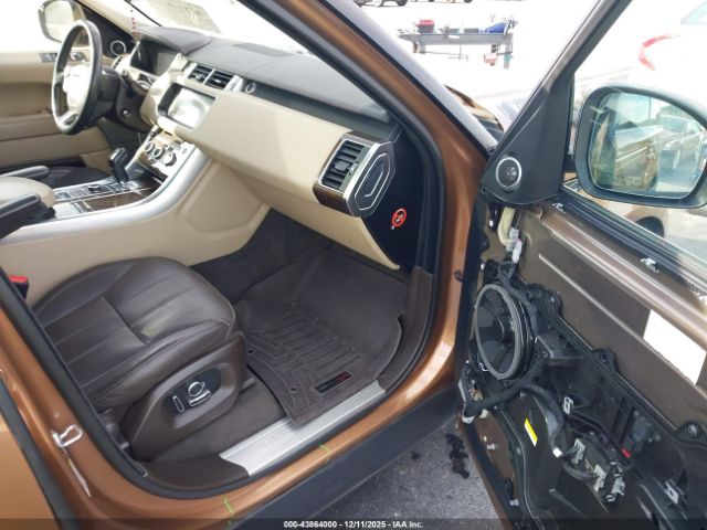 Land Rover Range Rover Sport 3.0l V6 Turbocharged Diesel Hse Td6 Image 3