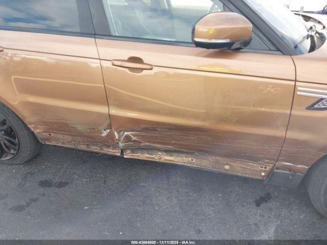 Land Rover Range Rover Sport 3.0l V6 Turbocharged Diesel Hse Td6 Image 11