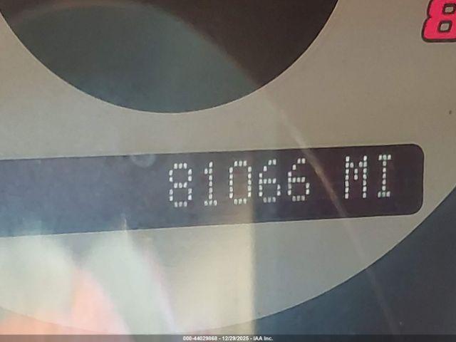 Pontiac Solstice Image 6