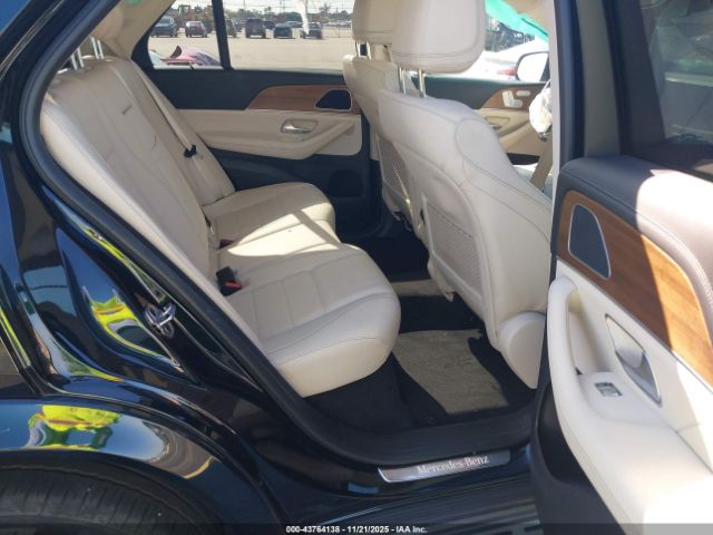 Mercedes-Benz GLE 4matic Image 12